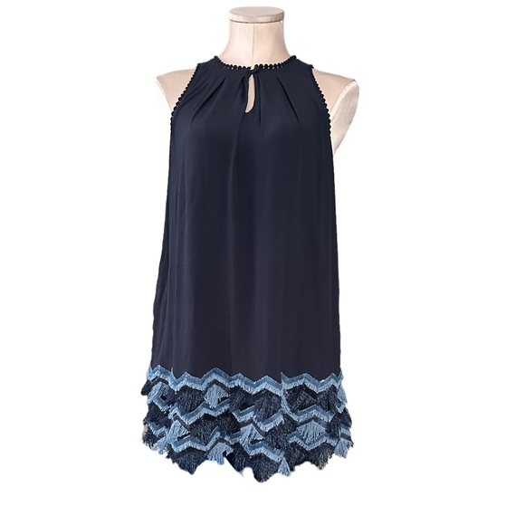 Maeve -Anthropologie gorgeous navy blue dress in size 0. Beautiful detailing - Picture 1 of 16